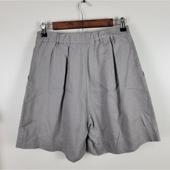 Neuflora Linen Gray Pleated Shorts - Picture 3 of 7